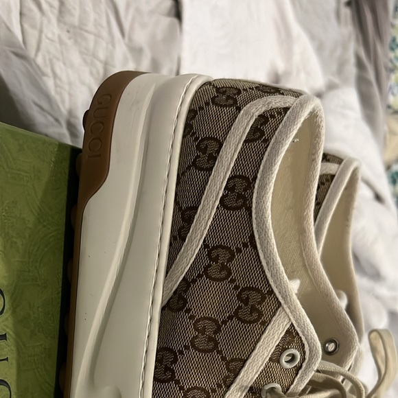 Gucci Shoes - Picture 4 of 8